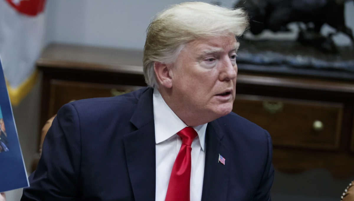 Prezydent Stanów Zjednoczonych Donald Trump podjął decyzję o wycofaniu sił USA z Syrii wbrew opinii szefa Pentagonu Jima Mattisa i doradców wojskowych oraz ds. bezpieczeństwa - informuje "Washington Post" w dwóch odrębnych tekstach. 