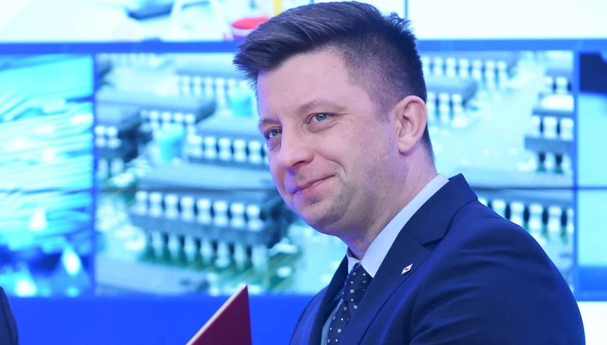 Po listopadzie budżet państwa polskiego zanotował 11 miliardów dolarów nadwyżki. To pierwszy taki przypadek w historii - napisał na Twitterze szef Kancelarii Prezesa Rady Ministrów Michał Dworczyk. 