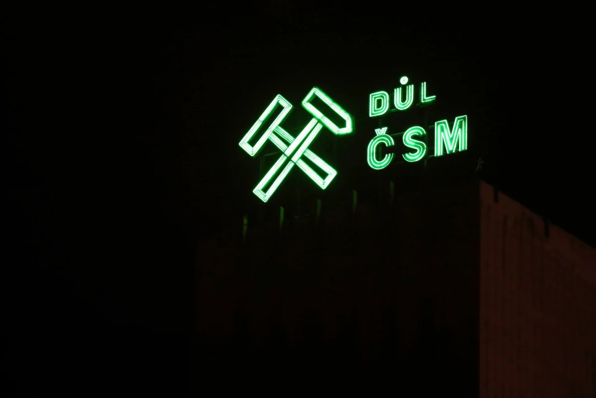 13 ratowników z Polski z Centralnej Stacji ratownictwa Górniczego w Bytomiu już w nocy pojechało do kopalni w Karwinie, by wspomóc Czechów w akcji ratunkowej pod ziemią. 
Nasze zastępy dostały konkretne zadanie - mówił reporterce RMF FM Annie Kropaczek Andrzej Kleszcz, wiceprezes do spraw technicznych z tej stacji.