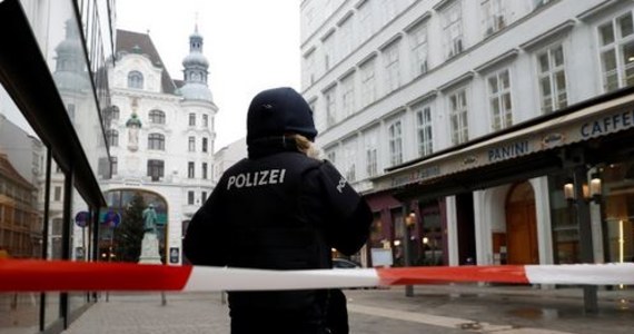 Jedna osoba zginęła, jedna została ranna w strzelaninie, do jakiej doszło w restauracji w centrum Wiednia. Według policji to nie był akt terroru, ale "zwykłe przestępstwo", prawdopodobnie powiązane z walkami czarnogórskich gangów.