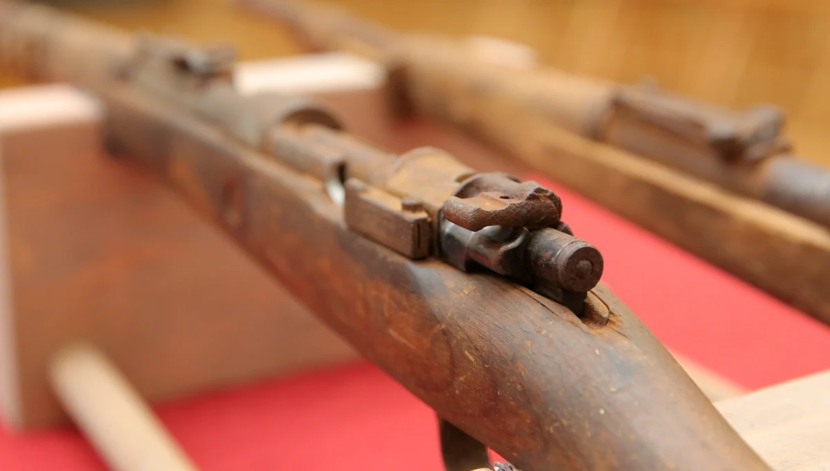 Białostocka prokuratura skierowała do sądu akt oskarżenia wobec mężczyzny oskarżonego o zabójstwo znajomego przy użyciu karabinu z czasów II wojny światowej. Śmiertelny strzał miał paść na prośbę tego znajomego. Biegli ocenili, że sprawca był poczytalny.