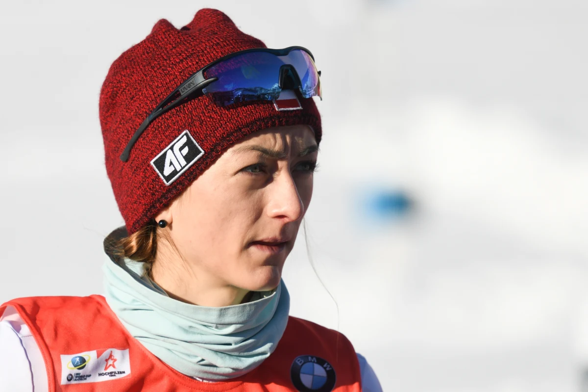 Kinga Zbylut zajęła ósme miejsce w sprincie na 7,5 km Pucharu Świata w Novym Mescie. To najlepszy wynik w karierze 23-letniej biathlonistki. Tym razem gorzej poszło Monice Hojnisz, która uplasowała się dopiero na 40. pozycji. Wygrała Norweżka Marte Olsbu Roeiseland.