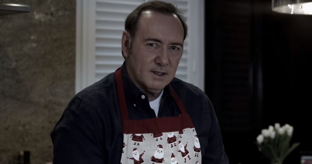 Kevin Spacey "ukradł internety". O filmiku opublikowanym przez aktora mówi w tegoroczne święta Bożego Narodzenia cały świat. Aktor po ponad roku milczenia skomentował stawiane mu zarzuty o molestowanie.