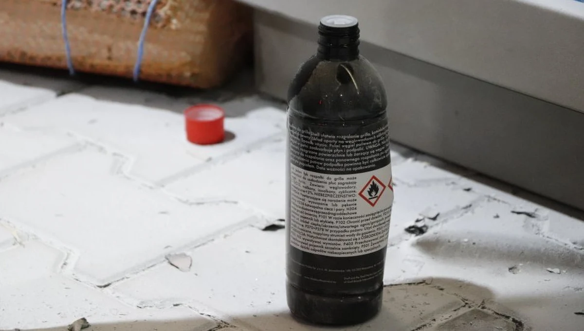 ​Pijany 34-latek w Gliwicach usiłował podpalić jedną ze stacji benzynowych. Do tragedii nie doszło dzięki szybkiej reakcji pracowników stacji benzynowej i policjantów.