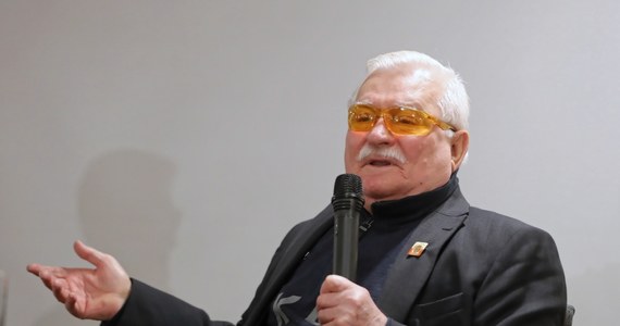"Nam bliżej do Moskwy niż do Nowego Jorku" - zauważa Lech Wałęsa i wzywa do porozumienia między Polską i Rosją. "Nie kłóćmy się z Rosją" - apeluje w wywiadzie dla rosyjskiego portalu Sputnik i dodaje: "Musimy ustąpić jeden drugiemu na miarę wielkości, zrozumieć, a wtedy będziemy razem robić naprawdę dobrą politykę".