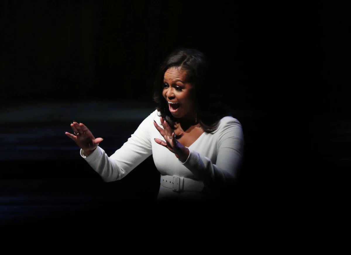 Była pierwsza dama USA Michelle Obama jest najbardziej podziwianą przez Amerykanów kobietą - wynika z sondażu Gallupa. Po raz pierwszy od 17 lat tytuł ten zdobył ktoś inny niż była sekretarz stanu Hillary Clinton.