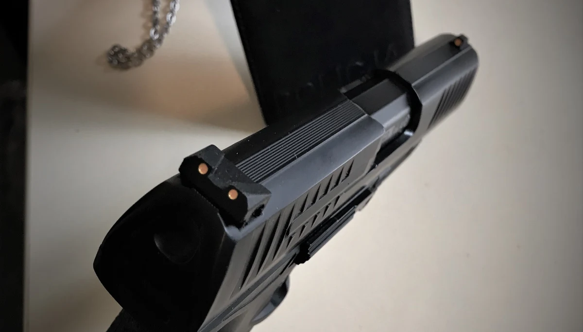 Mężczyzna, który chciał obrabować bank w Kosowie, zginął podczas wymiany ognia z policją. Nie żyje także jeden funkcjonariusz - informuje w czwartek kosowska policja.