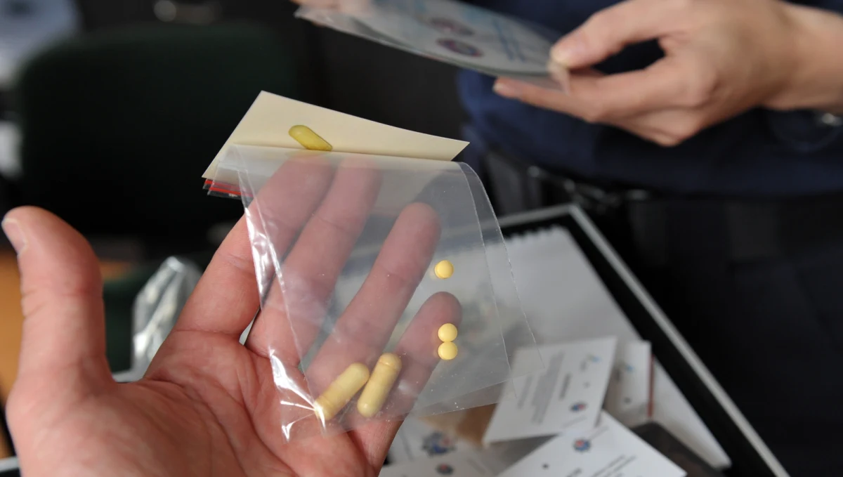 Rośnie liczba osób zatrutych dopalaczami w Mikołowie. Do szpitala trafili kolejni pacjenci. 