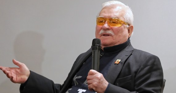 Lech Wałęsa nazwał Władimira Putina mądrym człowiekiem. Nie widzę nic bulwersującego, ani nawet zadziwiającego w tym określeniu. Oczywiście prezydent Federacji Rosyjskiej byłby jeszcze mądrzejszy, gdyby skorzystał z dobrych rad byłego prezydenta Rzeczypospolitej Polskiej i spotkał się z nim osobiście, aby ich z uwagą wysłuchać.