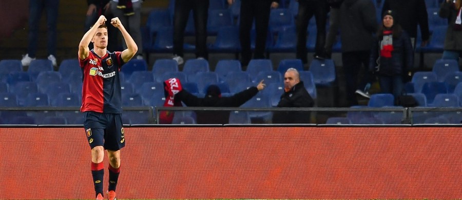 Genoa Krzysztofa Piątka zremisowała u siebie z Fiorentiną 0:0 w 19. kolejce włoskiej ekstraklasy. Polski piłkarz został wyprzedzony na czele klasyfikacji strzelców przez Cristiano Ronaldo, którego dwa gole zapewniły Juventusowi zwycięstwo nad Sampdorią 2:1.