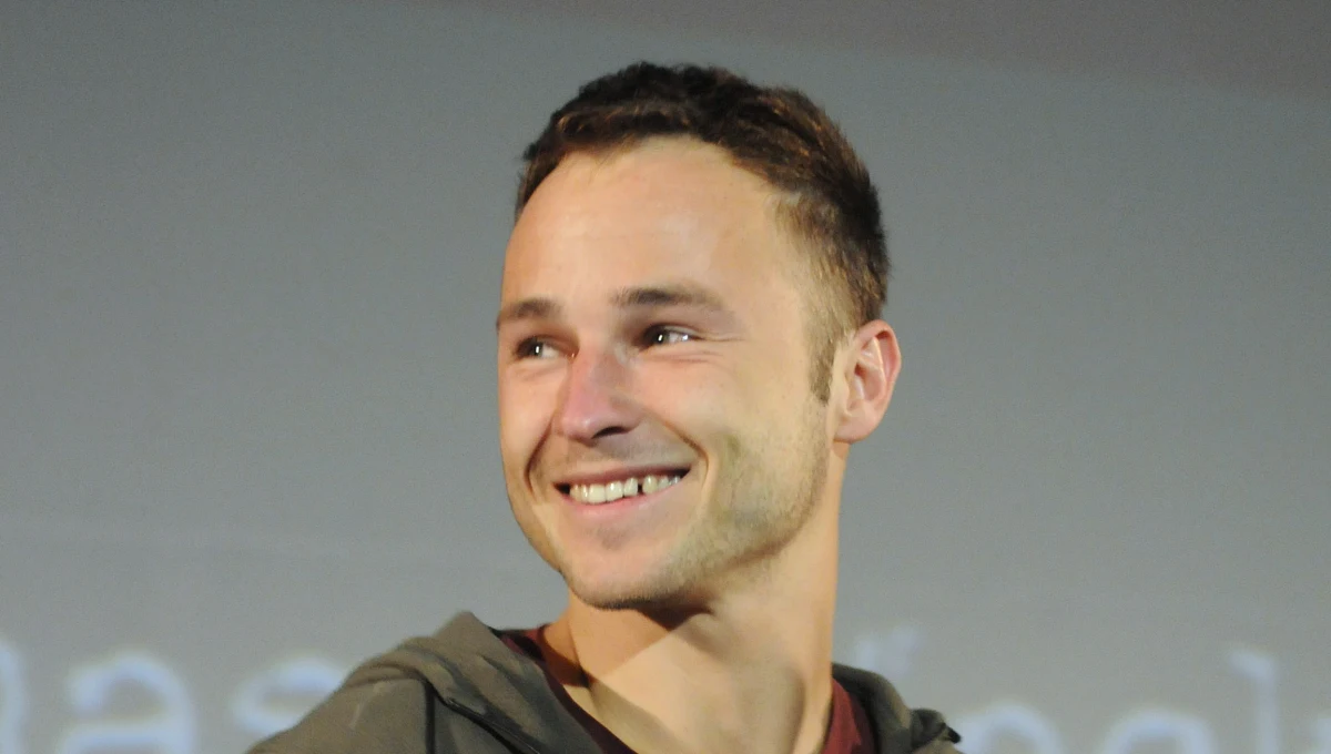 Marek Klonowski wyruszył do Pakistanu, by dołączyć do zimowej wyprawy na K2, której liderem będzie Bask Alex Txikon - potwierdził to dziennikarz RMF FM Michał Rodak. Polak już wcześniej dostał zaproszenie do zespołu, ale do ostatniej chwili nie było pewne, czy uda mu się dopiąć wszystkie szczegóły organizacyjne. Klonowski będzie drugim polskim himalaistą w ekipie Txikona. Już wcześniej udział w ekspedycji potwierdził jego partner z zimowych wypraw na Nanga Parbat Paweł Dunaj. W składzie, który spróbuje dokonać pierwszego zimowego wejścia na K2, będzie także Hiszpan Felix Criado oraz pięciu nepalskich Szerpów.