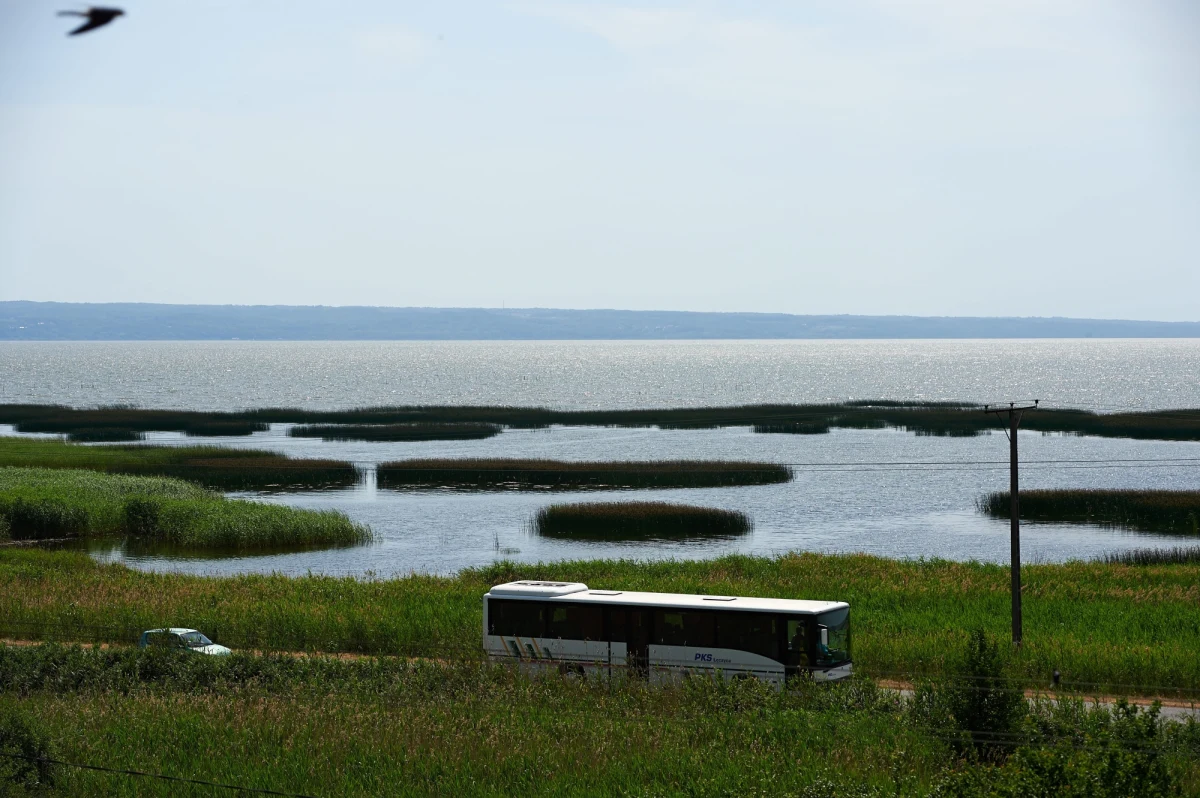 ​Urząd Morski w Gdyni uruchomił przetarg na wykonanie robót budowlanych przy przekopie Mierzei Wiślanej. Szuka wykonawców samego przekopu, wraz ze śluzą i portem wewnętrznym oraz Wyspą na Zalewie Wiślanym.