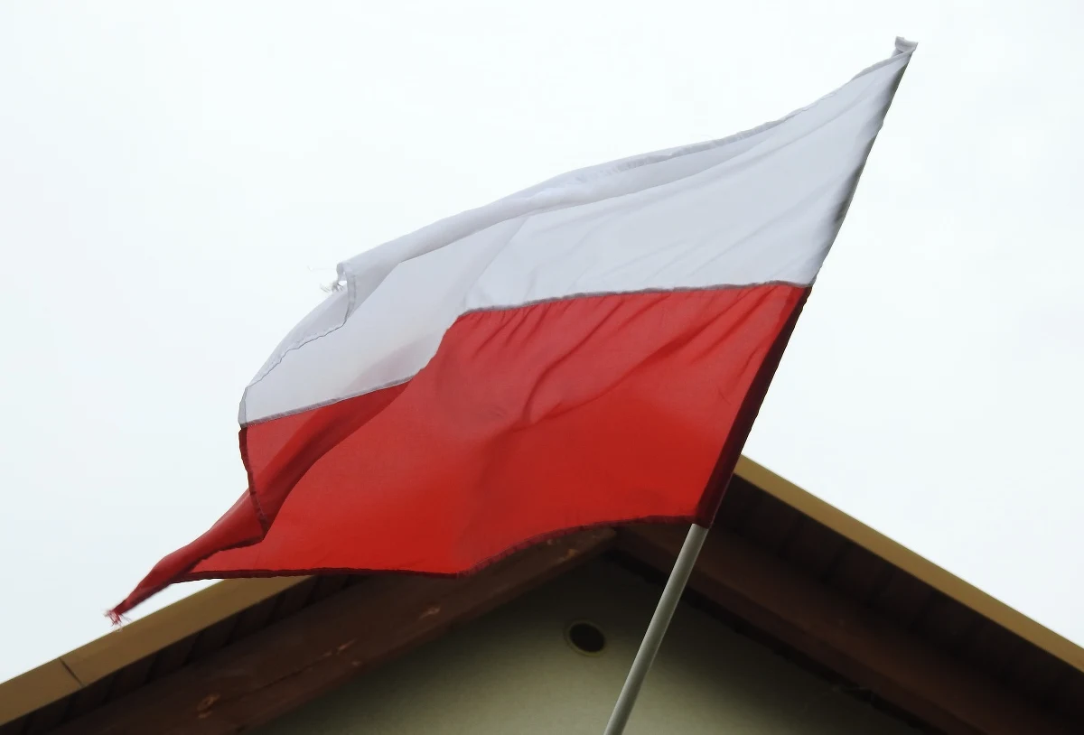 Jak mawiał jeden z historyków: "Polacy lubują się w upamiętnianiu nie zwycięstw, ale klęsk, zwłaszcza przegranych powstań". Szkoda więc, że pan prezydent RP i rząd nie podjęli się trudu przypomnienia o tym jak nasi pradziadowie, wspólnie z Litwinami i Kozakami, zdobywali Smoleńsk i Kreml.