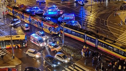 Zderzenie tramwajów w Warszawie. Co najmniej 13 osób rannych