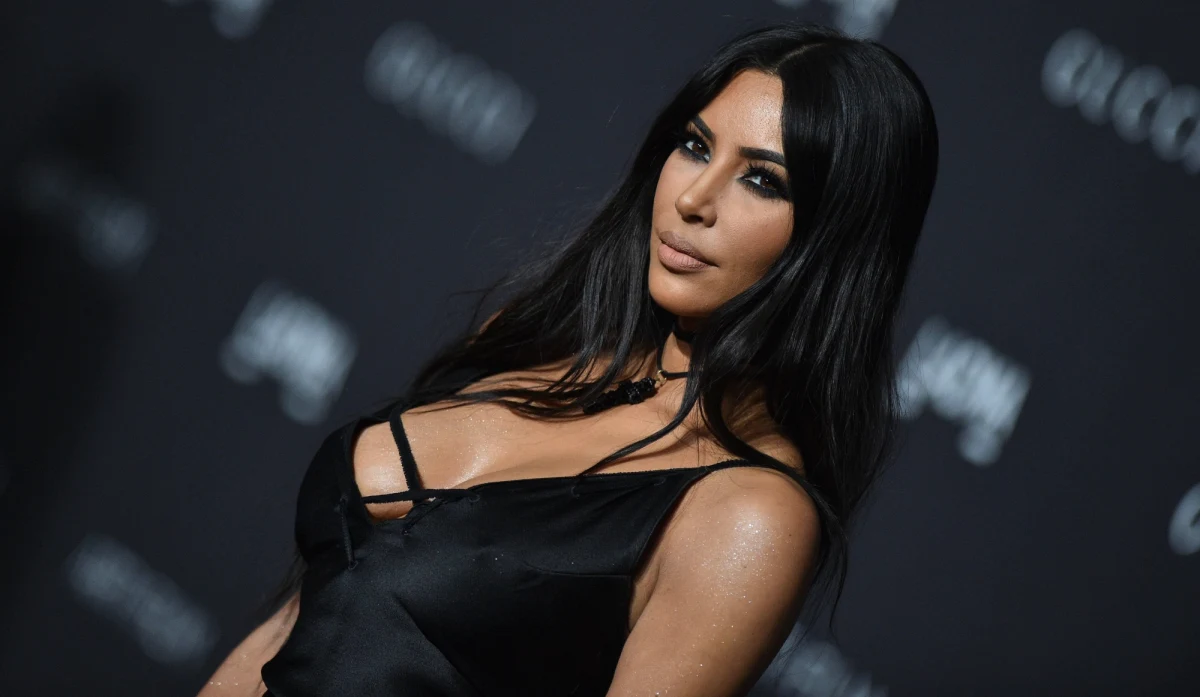 Kim Kardashian i Kanye West spodziewają się czwartego dziecka. Chłopiec przyjdzie na świat dzięki surogatce. 