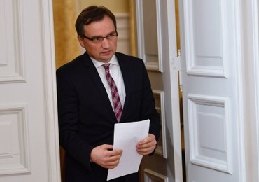 Sędziowie SN powinni oddać odprawy. Minister sprawiedliwości nie mówi jednak jak