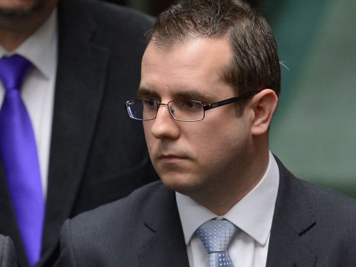 "Nie mam sobie nic do zarzucenia, jestem ofiarą tej sytuacji" - mówi w rozmowie z reporterem RMF FM poseł PiS Przemysław Czarnecki komentując incydent w czasie imprezy sylwestrowej w swoim podwarszawskim domu. Do szpitala z raną ciętą trafił jeden z uczestników zabawy - przyjaciel rodziny polityka.