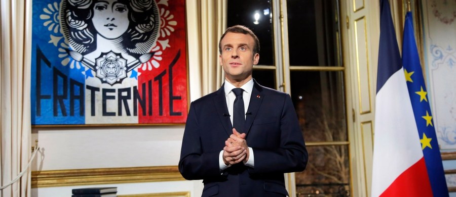 Trzy czwarte Francuzów jest niezadowolonych z prezydentury Emmanuela Macrona - wynika z sondażu przeprowadzonego dla dziennika "Le Figaro" przez firmy Odoxa i Dentsu Consulting. Większość społeczeństwa oczekuje od władz polityki prowadzącej do zwiększenia dochodów gospodarstw domowych.