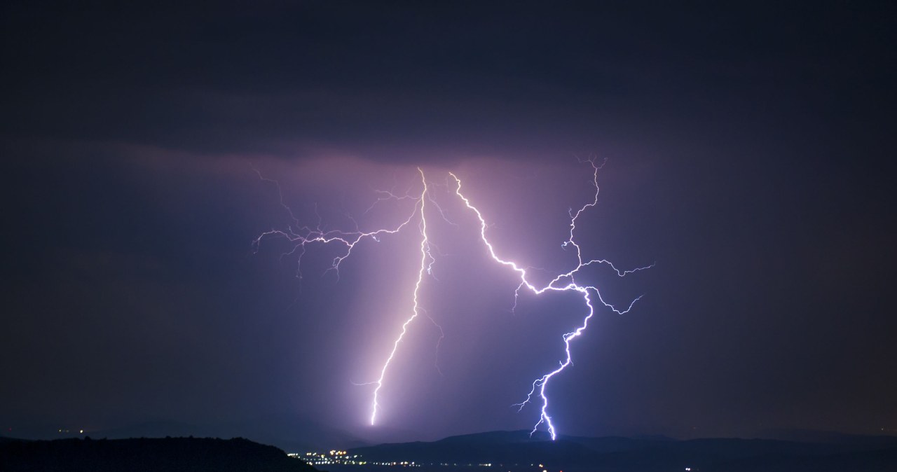 Fala burz nad Polską. To ważne dla osób starszych!