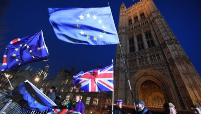 Większość torysów woli brexit bez umowy