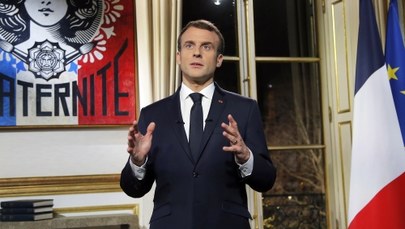 Macron potępia przemoc w czasie protestów "żółtych kamizelek"