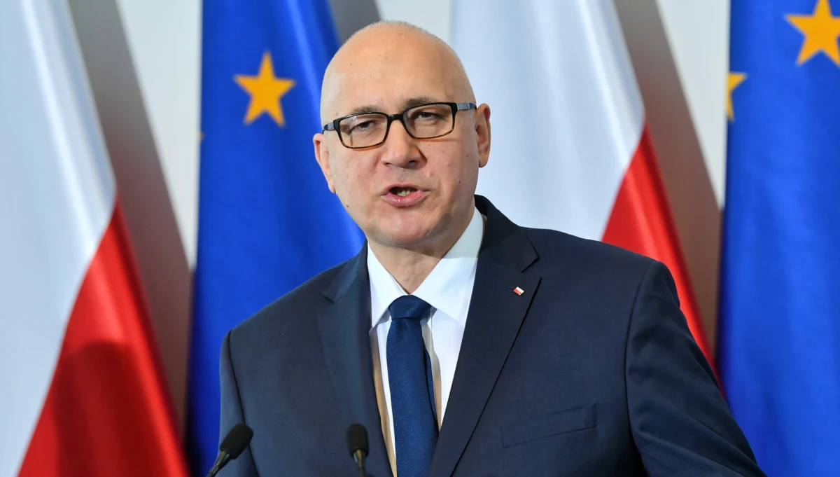 Do tej pory skontrolowano ok. 300 tzw. escape roomów, skala nieprawidłowości jest bardzo duża - poinformował w niedzielę w TVP Info szef MSWiA Joachim Brudziński. Zapowiedział zmianę przepisów, mających zwiększyć bezpieczeństwo miejsc, w których przebywają dzieci.