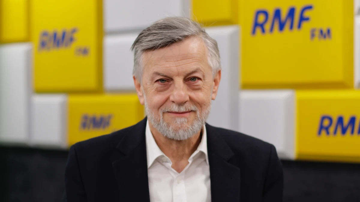 "W ostatnim tygodniu nie rozmawiałem z prezydentem w tej sprawie. Nie wiem, jaki ma pogląd" - tak poranny gość RMF FM prof. Andrzej Zybertowicz, doradca Andrzeja Dudy – odpowiada na pytanie , czy prezydent powinien nakłonić prezesa Glapińskiego do ujawnienia zarobków swoich dwóch współpracownic. 