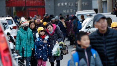 Chiny: Wpadł do szkoły z młotkiem. Ranił 20 dzieci