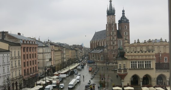 Kolejna osoba podejrzana o udział w ustawianiu przetargów na wynajem i sprzedaż atrakcyjnych nieruchomości w Krakowie - zatrzymana. 