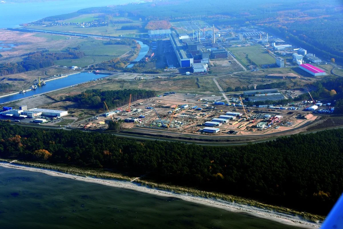 Departament Stanu USA opracowuje plan sankcji przeciwko specjalistycznym firmom zaangażowanym w budowę gazociągu Nord Stream 2 - ustalił gospodarczy dziennik "Handelsblatt". Rząd RFN jest wyraźnie zaniepokojony.