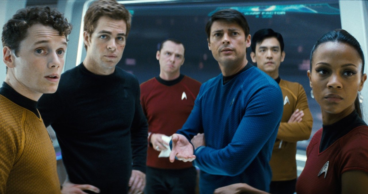 Produkcja czwartego filmu z serii "Star Trek" od początku nie przebiegała zgodnie z planem. W obliczu piętrzących się problemów i rezygnacji kolejnych osób wytwórnia Paramount postanowiła póki co zrezygnować z jego realizacji.