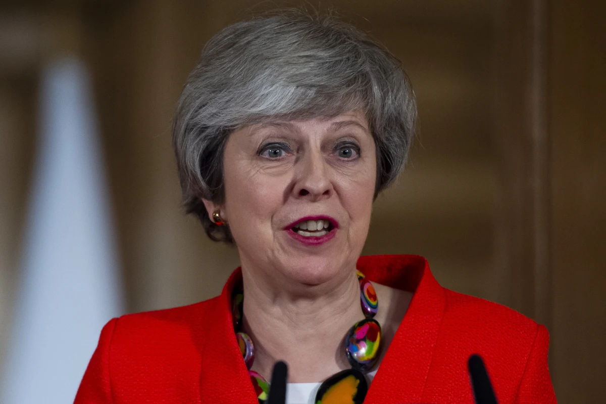 Premier Wielkiej Brytanii Theresa May napisała na łamach czasopisma "Sunday Express", że odrzucenie przez parlament wynegocjowanego przez nią porozumienia z UE w sprawie Brexitu byłby katastrofą dla kraju. Głosowanie w tej sprawie ma odbyć się w Izbie Gmin w najbliższy wtorek.
