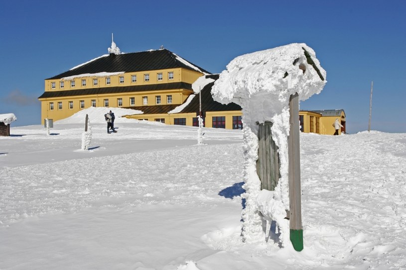 Trudne Warunki W Karkonoszach Dwa Metry Sniegu Na Sniezce Pogoda W Interia Pl