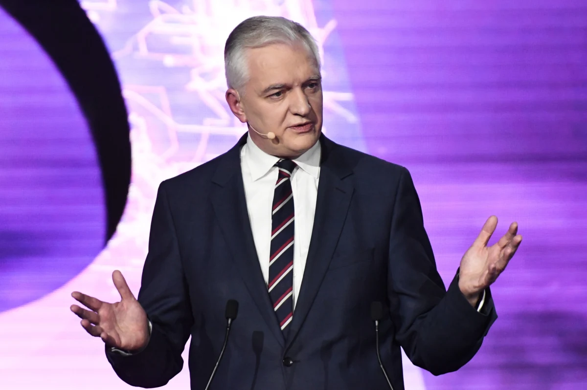 ​Wiemy, że popełniamy błędy, że musimy wystrzegać się arogancji i chciwości, że potrzebujemy świeżych impulsów, mądrych korekt i nowej wizji programowej - mówił podczas I konwencji krajowej Porozumienia lider ugrupowania Jarosław Gowin. Jak dodał, program Zjednoczonej Prawicy zostanie zaprezentowany za kilka tygodni. Gowin podkreślił też, że Polska weźmie na siebie rolę strażnika wolności gospodarczej w Europie po tym, jak Wielka Brytania opuści Unię Europejską.