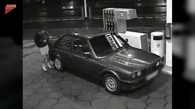 Kobieta podjechała na stację benzynową, by zatankować samochód. Co mogło tutaj pójść nie tak? Zobaczcie sami. 