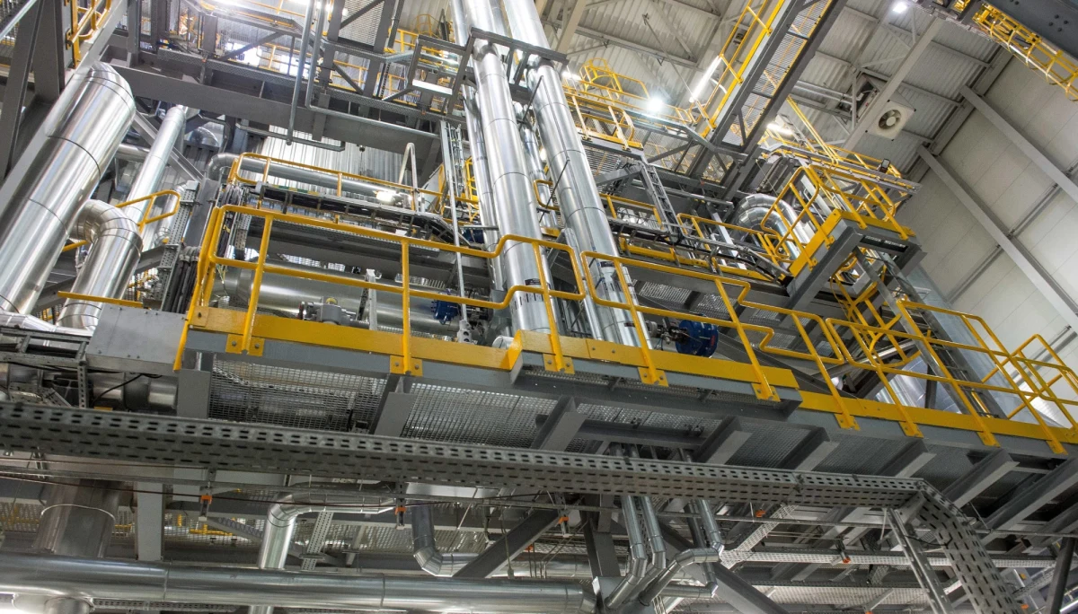 Centralne Biuro Antykorupcyjne zatrzymało sześć osób, które miały fałszować złom miedziowy dostarczany KGHM Polska Miedź - dowiedziała się PAP. Działanie grupy miało doprowadzić do 4 mln zł strat firmy. KGHM Polska Miedź SA zadeklarowało, że będzie w pełni współpracować z organami państwa.