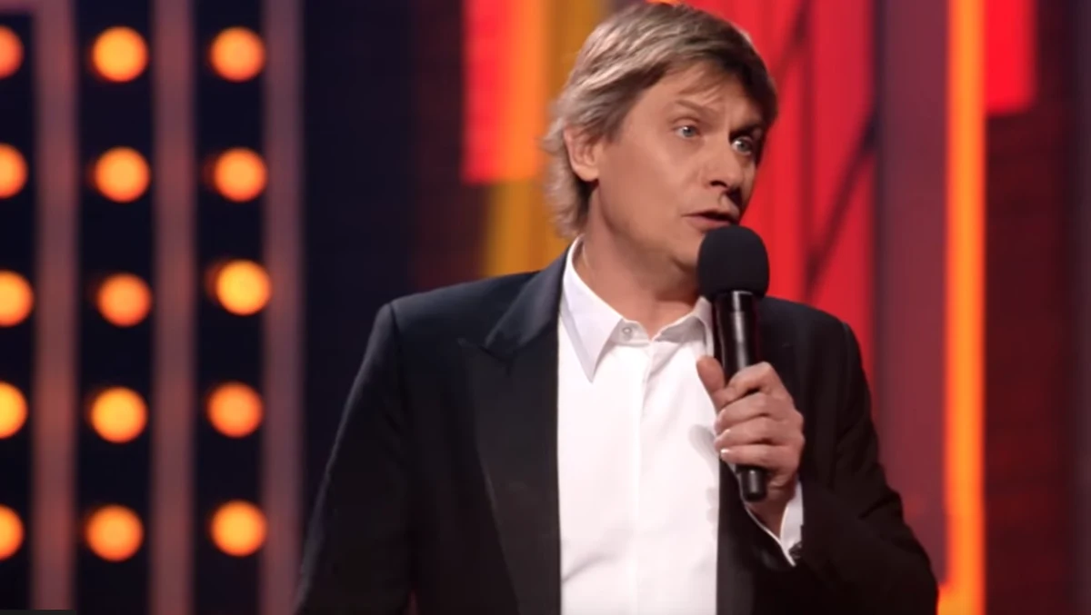 W ostatnich sondażach prezydent Ukrainy Petro Poroszenko ma niespełna 7 procent poparcia i zajmuje dopiero czwartą pozycję. Wyprzedza go zajmująca pierwsze miejsce Julia Tymoszenko, a drugie zajmuje komik Wołodymyr Zełenski z poparciem powyżej 10 procent. Poroszenkę wyprzedza nawet zajmujący trzecią pozycję radykał Ołeh Liaszko. 