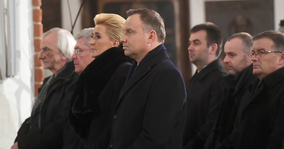 Prezydent Andrzej Duda weźmie udział w uroczystościach pogrzebowych prezydenta Gdańska Pawła Adamowicza. Po konsultacjach z rodziną pogrzeb będzie organizowany przez władze miasta z elementami państwowymi. Do Gdańska uda się też premier Mateusz Morawiecki. 