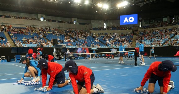 Iga Świątek i Łukasz Kubot z Alicją Rosolską i chorwackim tenisistą Nikolą Mekticem zmierzą się w pierwszej rundzie gry mieszanej w wielkoszlemowym Australian Open. Pierwszy z duetów dostał od organizatorów turnieju w Melbourne tzw. dziką kartę.