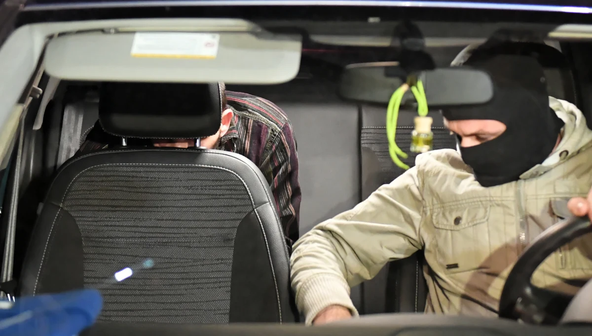 ​Proces nożownika Stefana W., który zaatakował prezydenta Gdańska Pawła Adamowicza, może ruszyć dopiero za rok. Trzeba zbierać wszystkie dowody i przebadać sprawę - pisze czwartkowa "Rzeczpospolita".