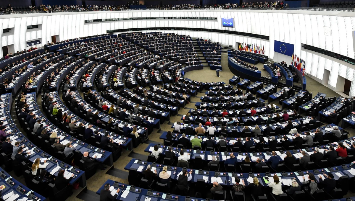 Parlament Europejski opowiedział się za potrojeniem - w stosunku do propozycji Komisji Europejskiej - środków na organizacje pozarządowe zajmujące się m.in. promowaniem oraz ochroną demokracji i praworządności.