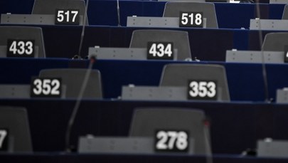 PE za odbieraniem funduszy krajom, które łamią zasady praworządności