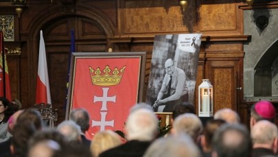 Uroczysta sesja Rady Miasta Gdańska. Hall o Adamowiczu: Był osobowością integralną i autentyczną