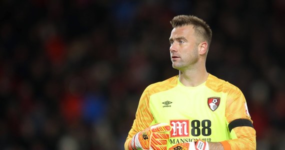 Artur Boruc po raz pierwszy od ponad półtora roku zagrał w meczu angielskiej ekstraklasy piłkarskiej. Jego AFC Bournemouth pokonał u siebie 2:0 West Ham United, w którym wystąpił inny polski bramkarz - Łukasz Fabiański. Tempa nie zwalniają Liverpool i Manchester United.