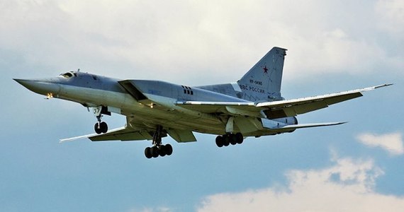 W katastrofie rosyjskiego naddźwiękowego bombowca Tu-22M3, który rozbił się we wtorek w obwodzie murmańskim na północy Rosji, zginęli trzej członkowie jego załogi; czwarty został ranny i przebywa w szpitalu - poinformował w Moskwie resort obrony.
