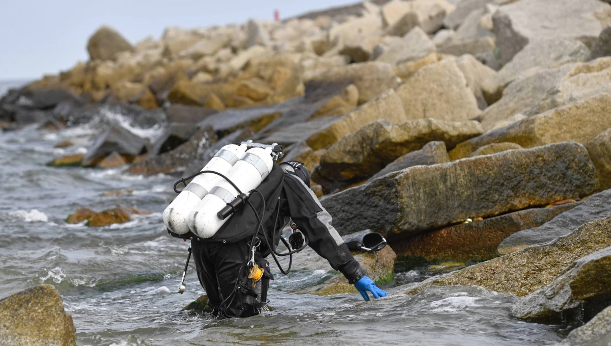 Są wyniki kontroli, przeprowadzonej przez NIK po tragedii w Darłówku. W sierpniu ubiegłego roku przy falochronie utonęło tam troje dzieci. Inspektorzy NIK stwierdzili na miejscu nieprawidłowości w zabezpieczeniu kąpieliska.