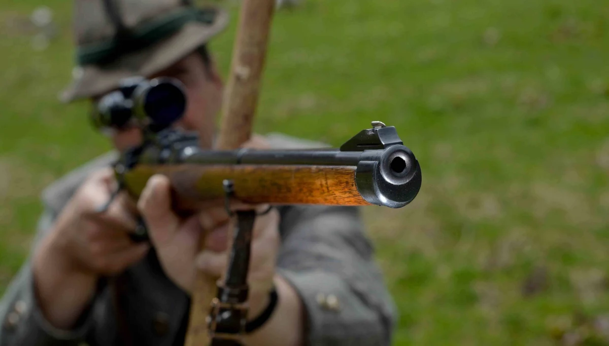 ​Przewodniczący zarządu głównego, Łowczy Krajowy Piotr Jenoch złożył na ręce ministra środowiska rezygnację ze stanowiska - poinformował Polski Związek Łowiecki. Resort środowiska podał, że minister tę dymisję przyjął.