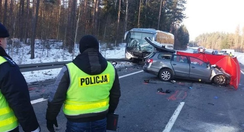 Tragiczny Wypadek, Trzy Osoby Nie żyją - Motoryzacja W INTERIA.PL