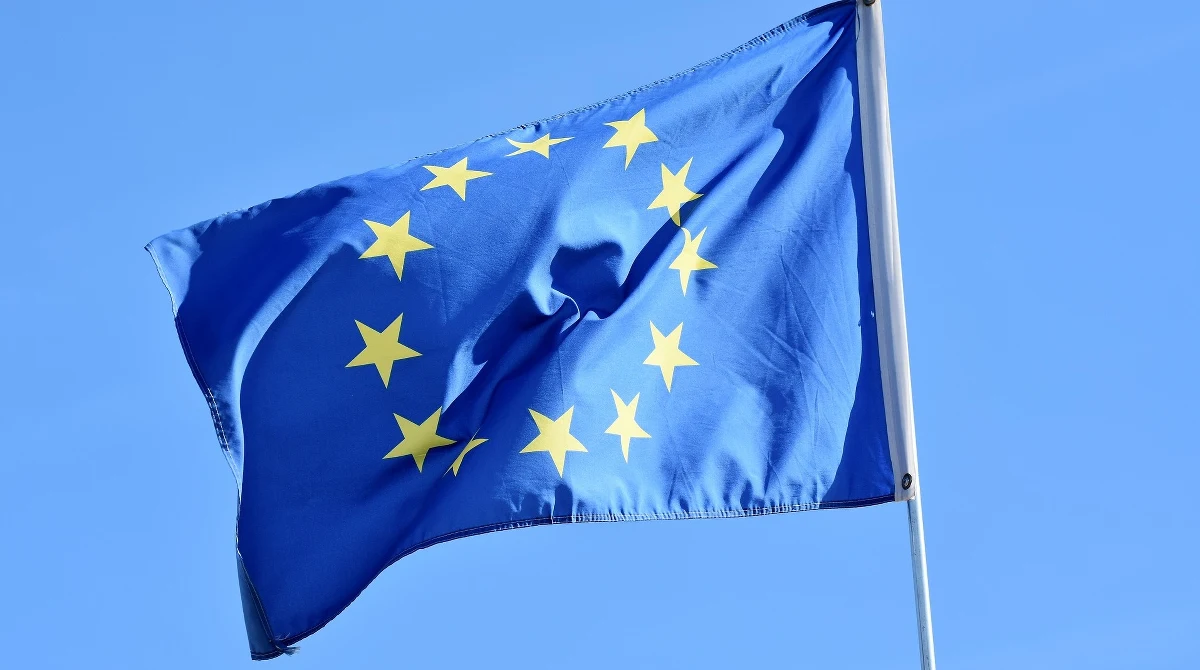Komisja Europejska wystosowała wobec Polski 12 upomnień w związku opóźnieniami we wdrażaniu unijnego prawa. Dziś podjęto 400 tego typu decyzji wobec wszystkich krajów członkowskich. 