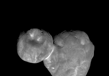 Ultima Thule: Bałwanek z białym kołnierzykiem